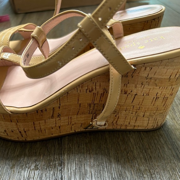 Kate Spade Tan Wedge Sandals with‎ Ankle Straps Size 8 - Picture 7 of 12